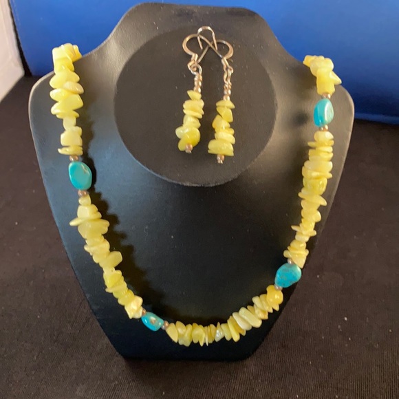 Santa Domingo serpentine necklace and earrings - Picture 1 of 4